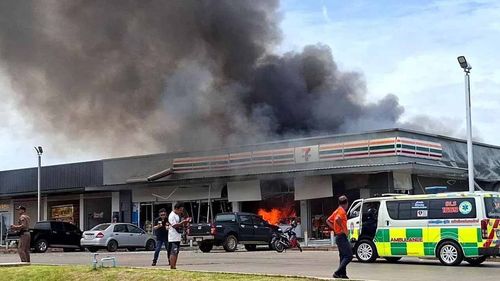 Kamboçya’dan Tayland’a roket saldırısı