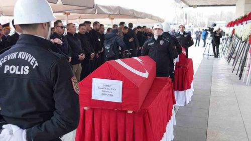 Katar’da şehit olan Binbaşı Taştekin ve ASELSAN teknisyenleri Ankara’da toprağa verildi
