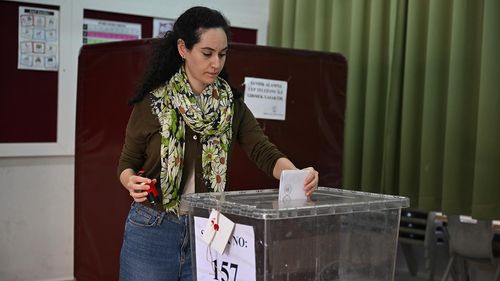 KKTC’de halk sandık başında: Cumhurbaşkanlığı seçiminde ilk tur heyecanı