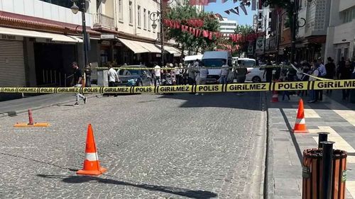 Koç Holding’e bağlı yapılara silahlı saldırı: Yapı Kredi şubesine kurşun isabet etti