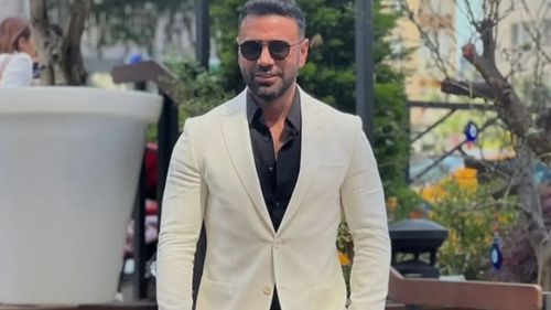 Uyuşturucudan gözaltına alınan Hürriyet gazetesi yazarı Mehmet Üstündağ'a yurtdışı çıkış yasağı 