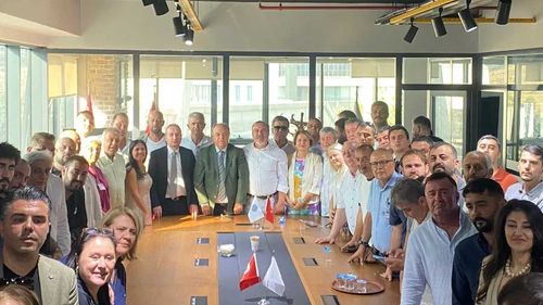 Kurucusu CHP'ye geçen Memleket Partisi feshedildi
