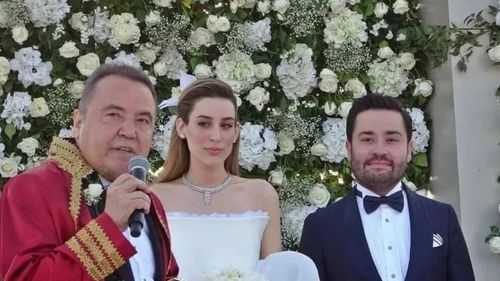 Antalya Belediye Başkanı Muhittin Böcek aile boyu rüşvet çarkı kurdu iddiasıyla gözaltına alındı