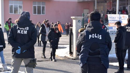 71 ilde zehir tacirlerine operasyon: 903 kişi yakalandı, 373 kişi tutuklandı