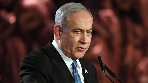 Soykırımcı Netanyahu'nun yolsuzluk davasının duruşması ertelendi