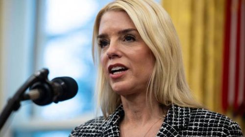 Siyonist sapık Epstein soruşturması kapsamında ABD Adalet Bakanı ifadeye çağrıldı