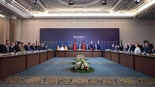 Rus ve Ukrayna Heyetleri İstanbul'da bir araya geldiler