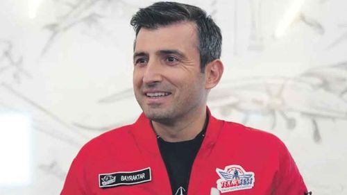 Selçuk Bayraktar: TEKNOFEST bir özgüven devrimidir, öğrenilmiş çaresizliğe itirazdır