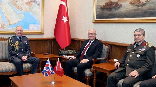 Genelkurmay Başkanı Selçuk Bayraktaroğlu, Birleşik Krallık Genelkurmay Başkanı Richard Knighton ile görüştü