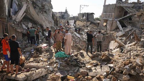 Terör devleti İsrail'in Gazze'ye saldırılarında 14 Filistinli şehit oldu