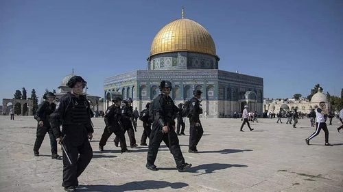 Terör devleti İsrail Mescid-i Aksa’da bayram namazını kıldırmadı