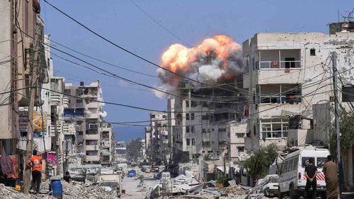 Terör devleti İsrail’in saldırılarında 12 Filistinli şehit oldu