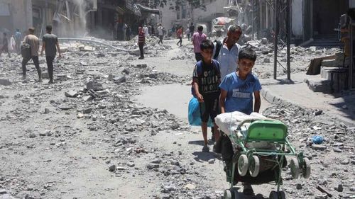 Terör devleti İsrail, yardım bekleyen Filistinlileri hedef aldı: 36 şehit