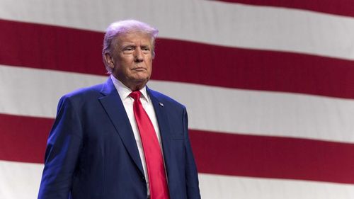 Donald Trump: İran’a sınırlı bir askeri harekat yapabileceğimizi düşündüm