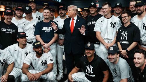 Donald Trump, Yankees maçında yuhalandı