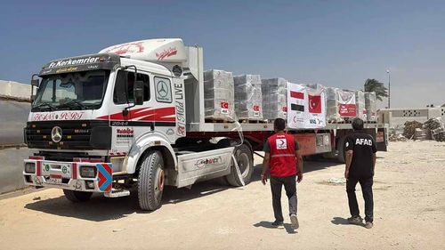 Türk Kızılay'dan Gazze'ye 3 bin ton gıda yardımı: Tırlar Refah Sınır Kapısı’ndan geçti