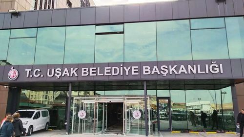 Uşak Belediyesi'ne ikinci operasyon
