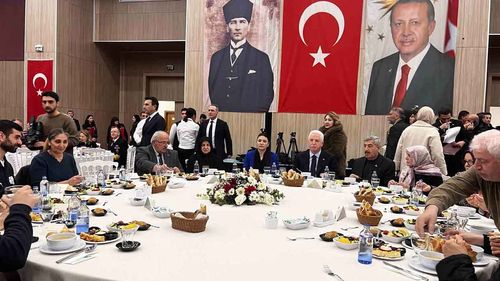 Vali Davut Gül, şehit aileleri ve gazilerle iftarda buluştu