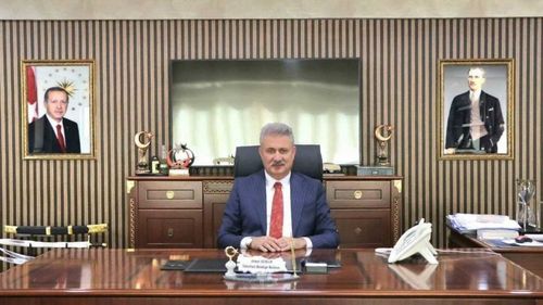 Ak Partili Yahşihan Belediye Başkanı Ahmet Sungur gözaltına alındı