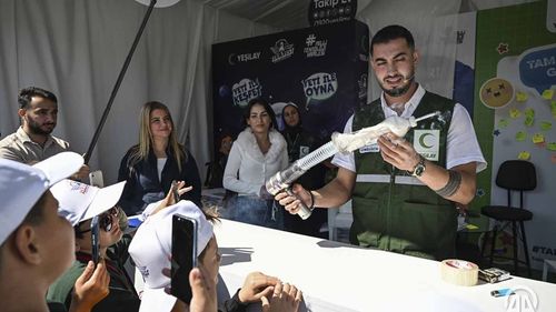 Yeşilay TEKNOFEST’te: Çocuklara bağımlılığın zararları deneylerle anlatıldı