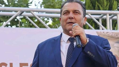 Eşme Belediye Başkanı Yılmaz Tozan görevden uzaklaştırıldı