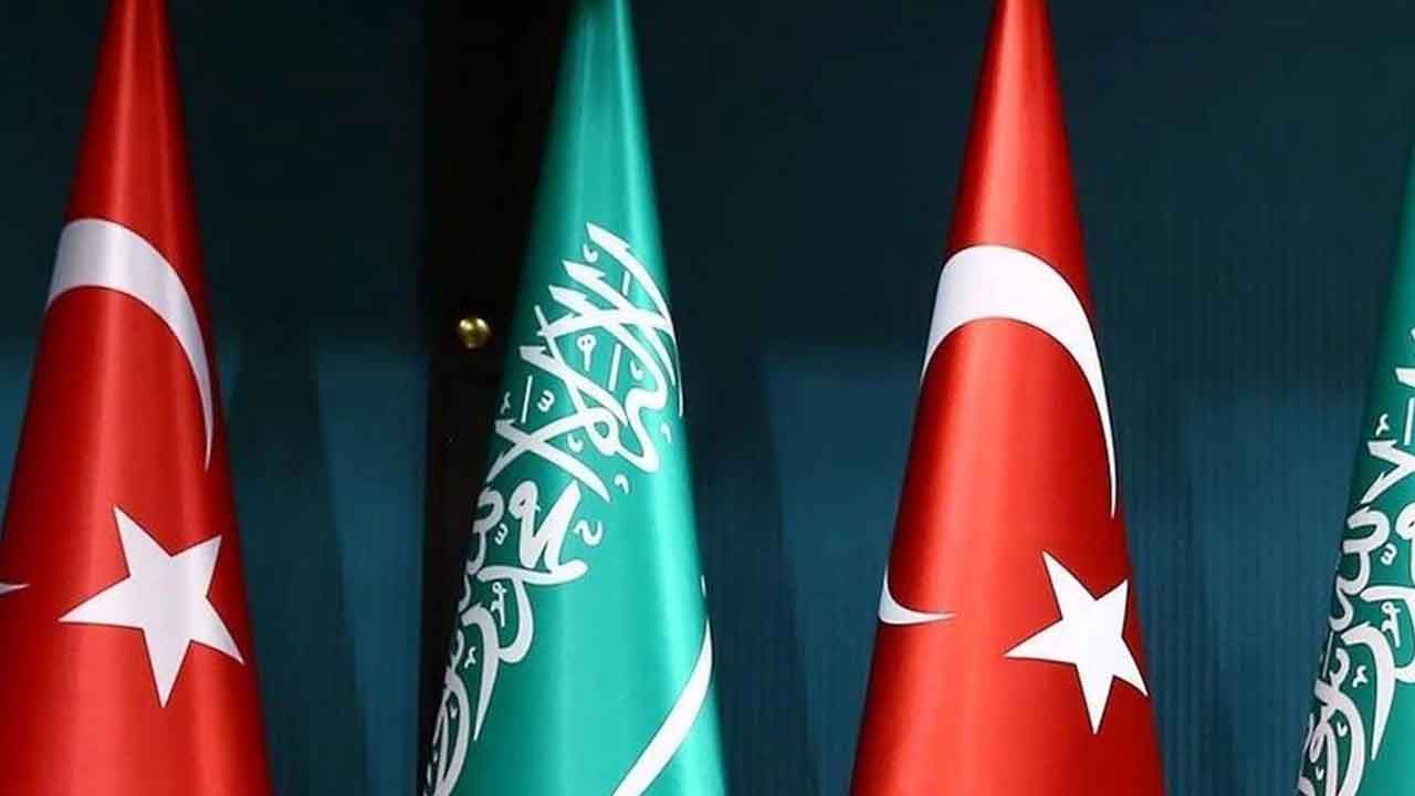 Türkiye ile Suudi Arabistan arasında 5 bin megavatlık yenilenebilir enerji anlaşması